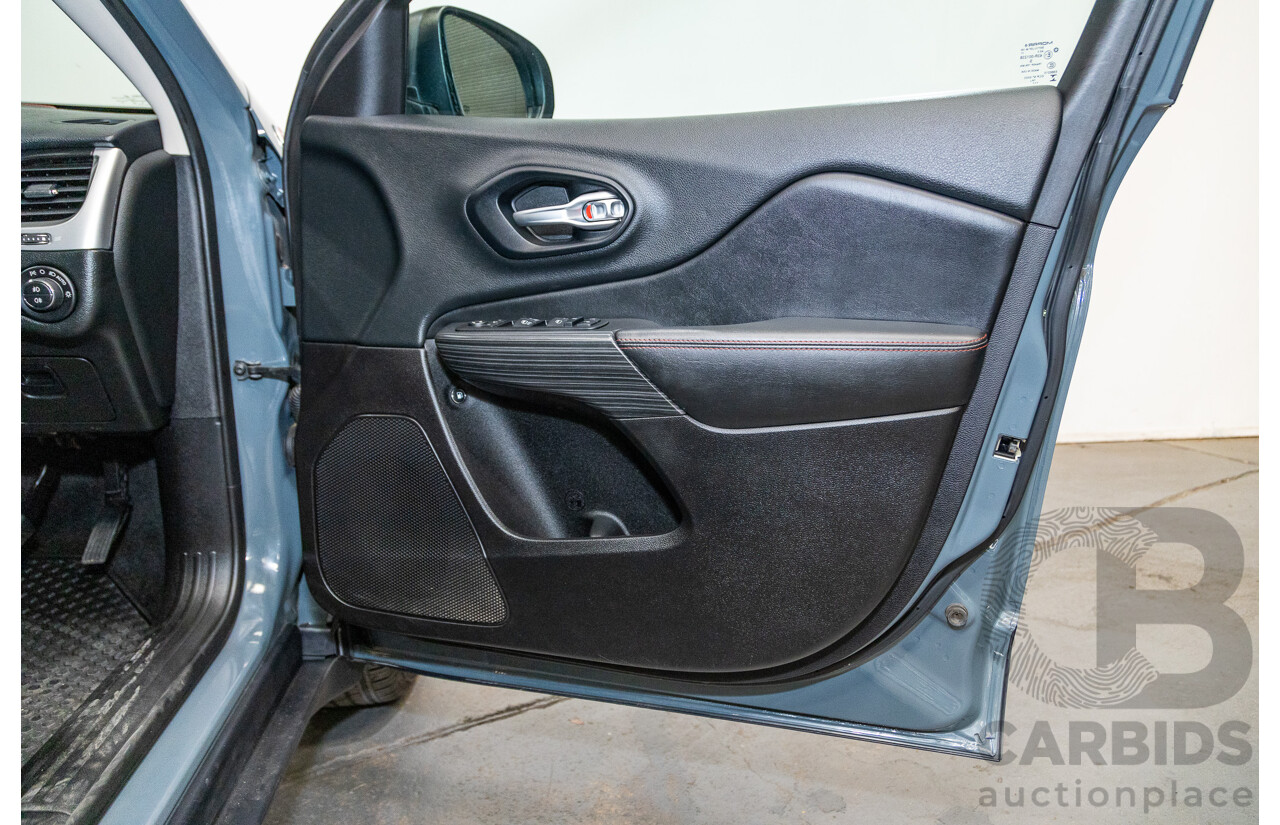 5/2015 Jeep Cherokee Trailhawk (4x4) KL MY15 4d Wagon Rhino Grey