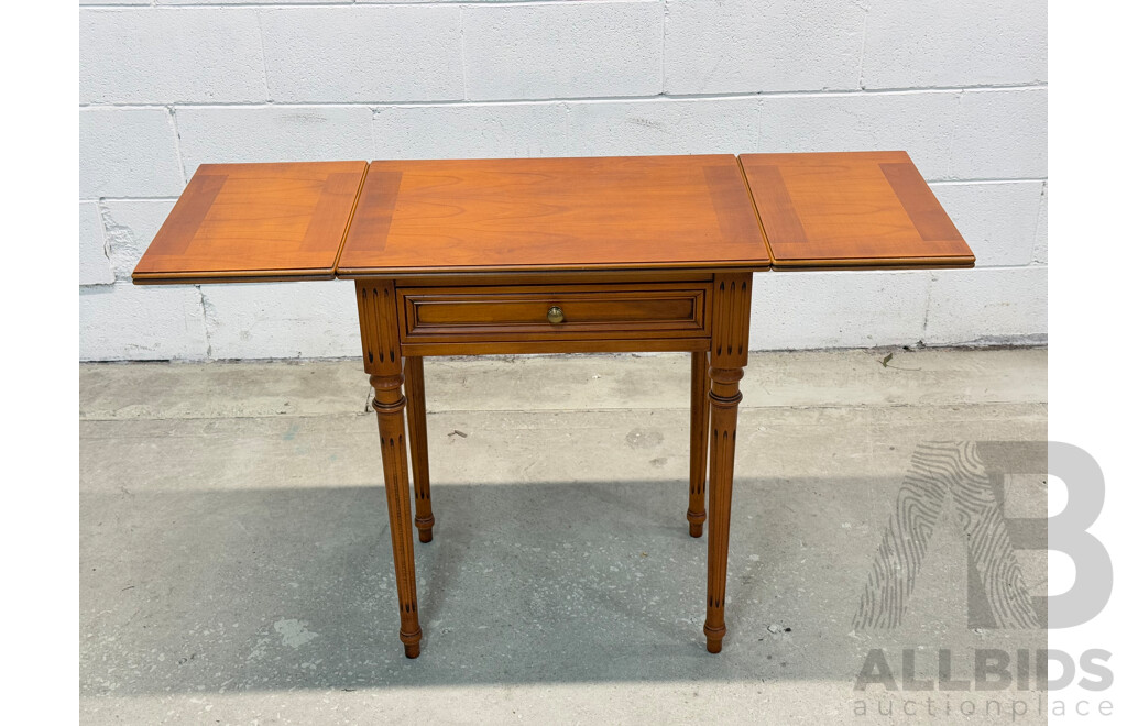 Reproduction Single Drawer Pembroke Side Table