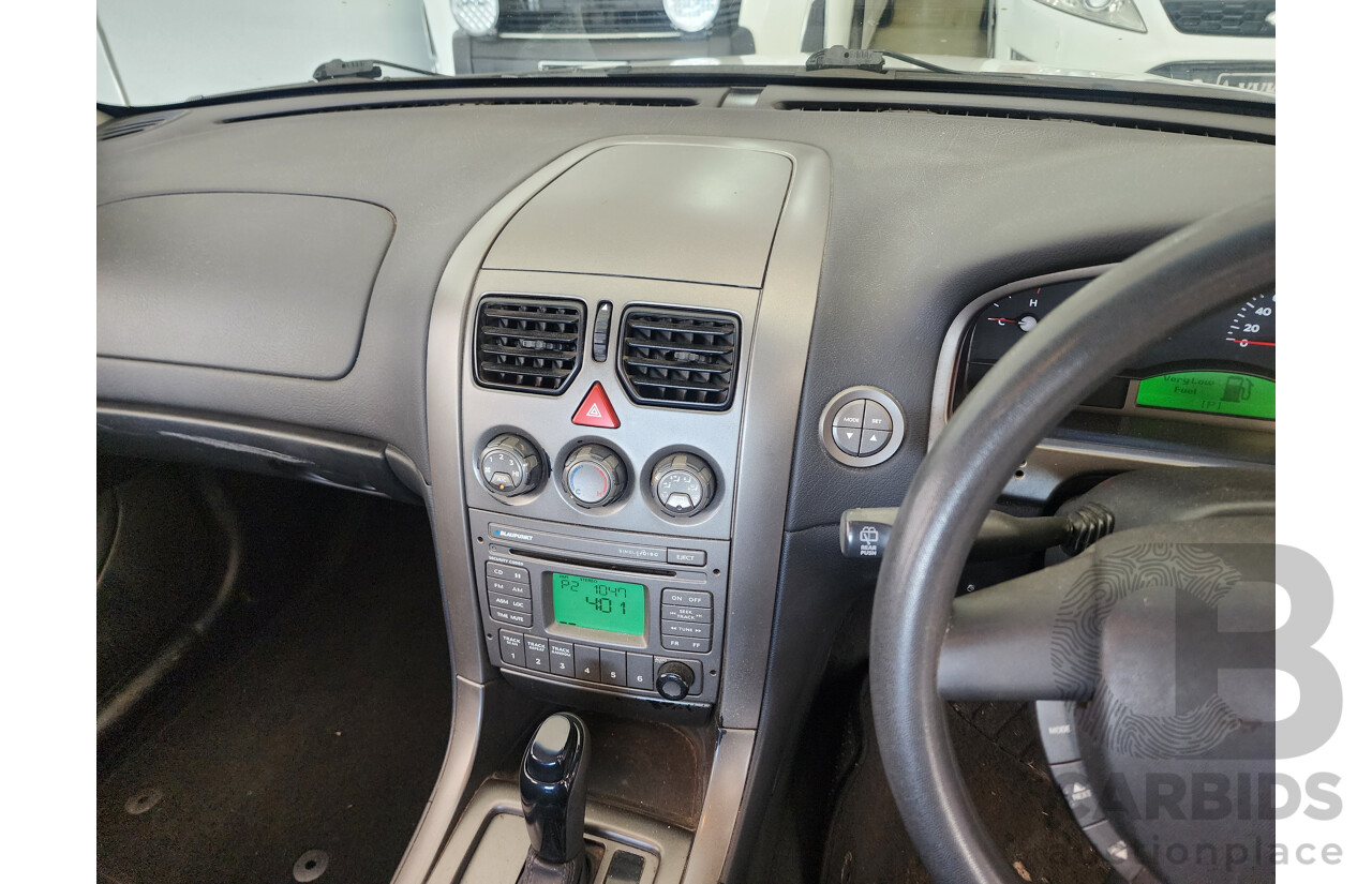 5/2006 Holden Commodore Acclaim VZ MY06 4d Wagon White 3.6L