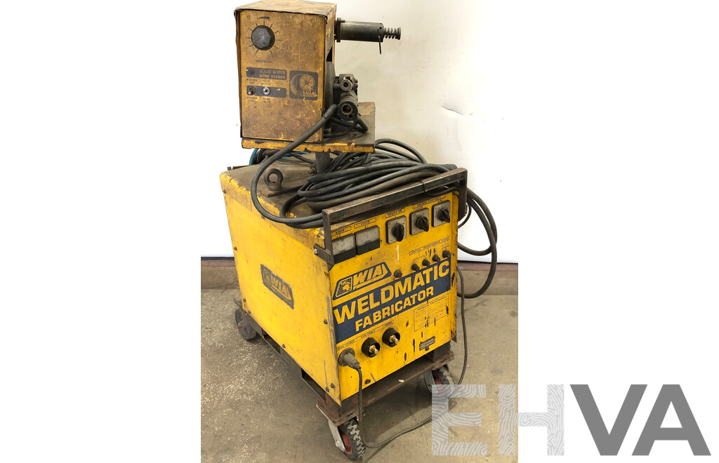 WIA Weldmatic Fabricator MIG Welder with W-17 Wire Feeder