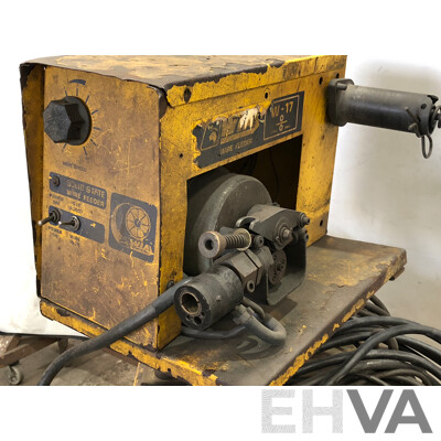 WIA Weldmatic Fabricator MIG Welder with W-17 Wire Feeder