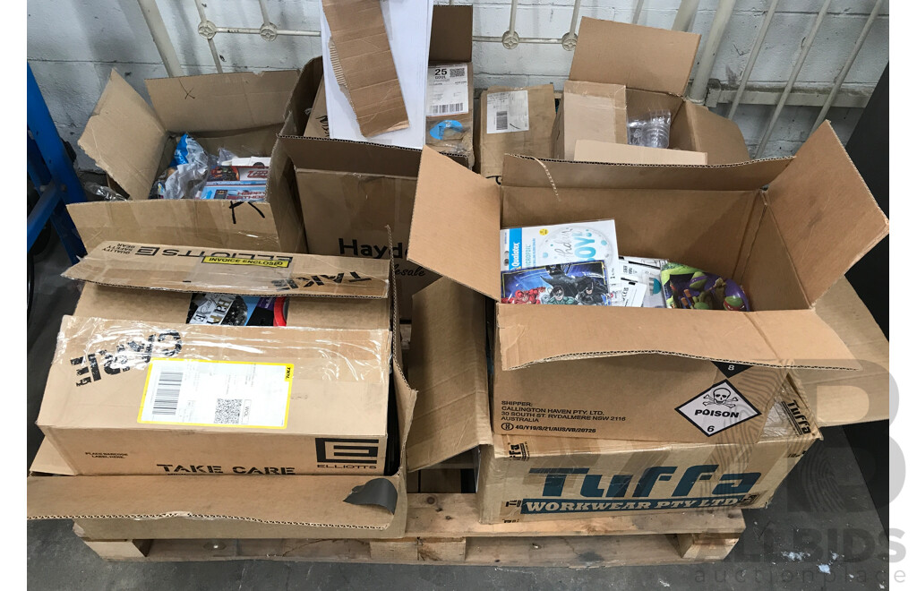 Pallet Lot of Assorted Party Items and Decorations