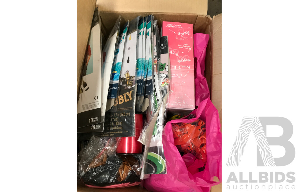 Pallet Lot of Assorted Party Items and Decorations