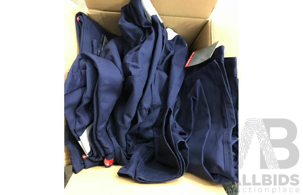 Assorted Lot of Hard Yakka Cargo Drill Work Pants (Different Sizes)