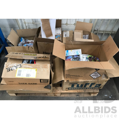 Pallet Lot of Assorted Party Items and Decorations