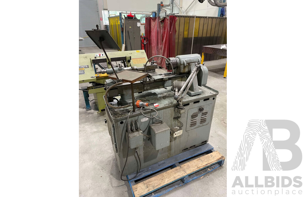 Leinen Lead and Pull Lathe - Type LZ4S