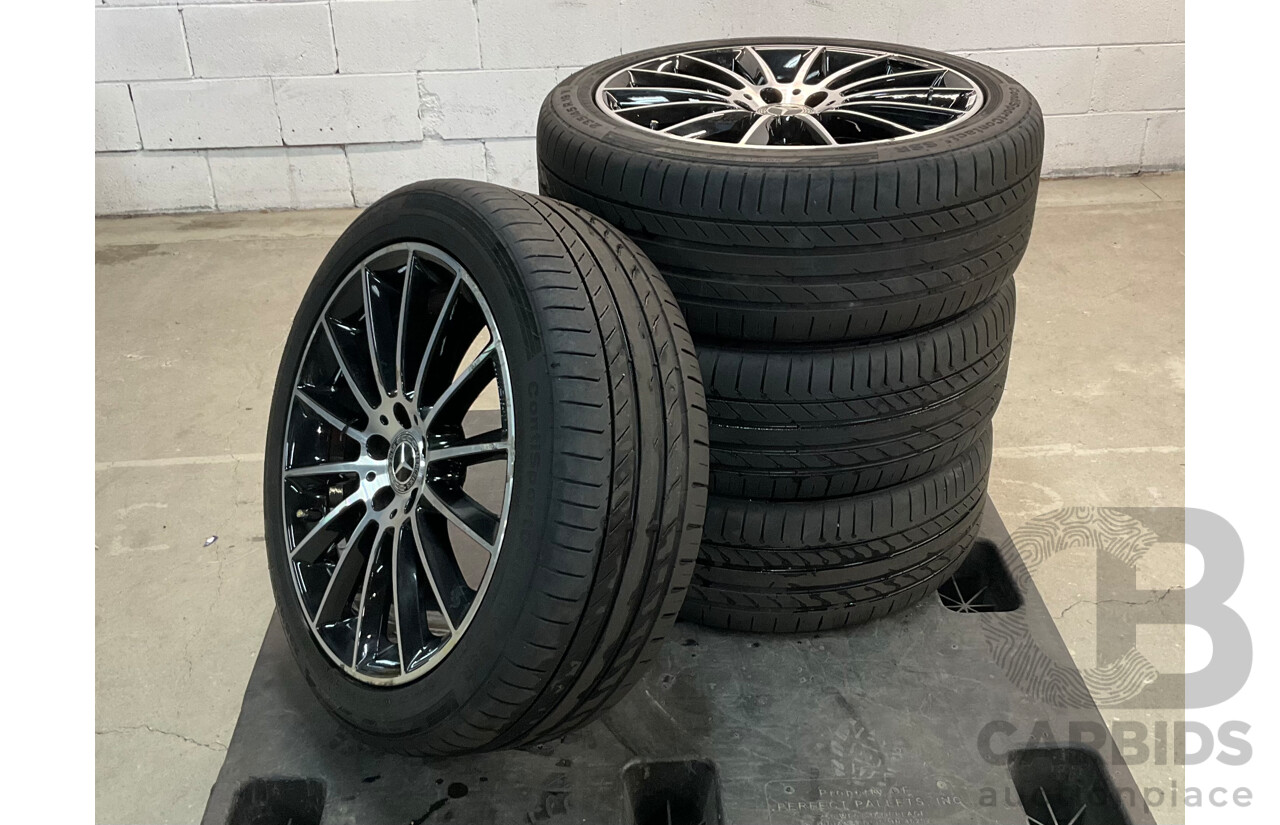 Set of 4 - MERCEDES 19'' Wheel with CONTINENTAL 235/45 R19V Tyres