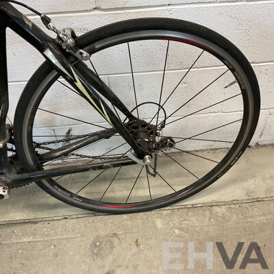 CELL Victor Carbon Road Bike