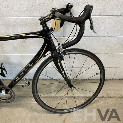 CELL Victor Carbon Road Bike