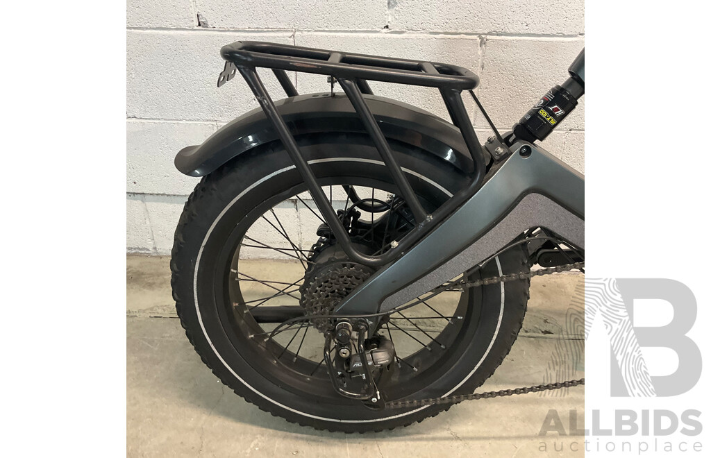 ZHENGBU Fat Tire E-Bike (48cm Frame)