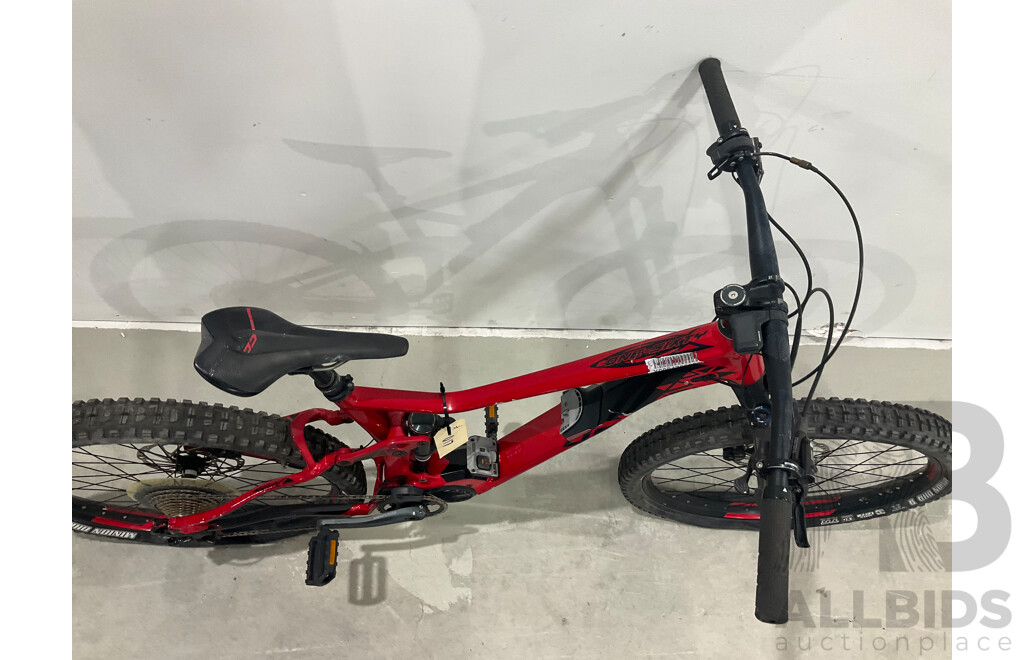 Merida EONE SIXTY 900 Electric Mountain Bike (45cm Frame) - ORP $6,699.00