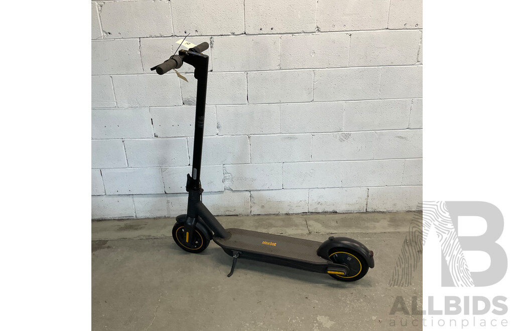 NINEBOT G30 KickScooter MAX