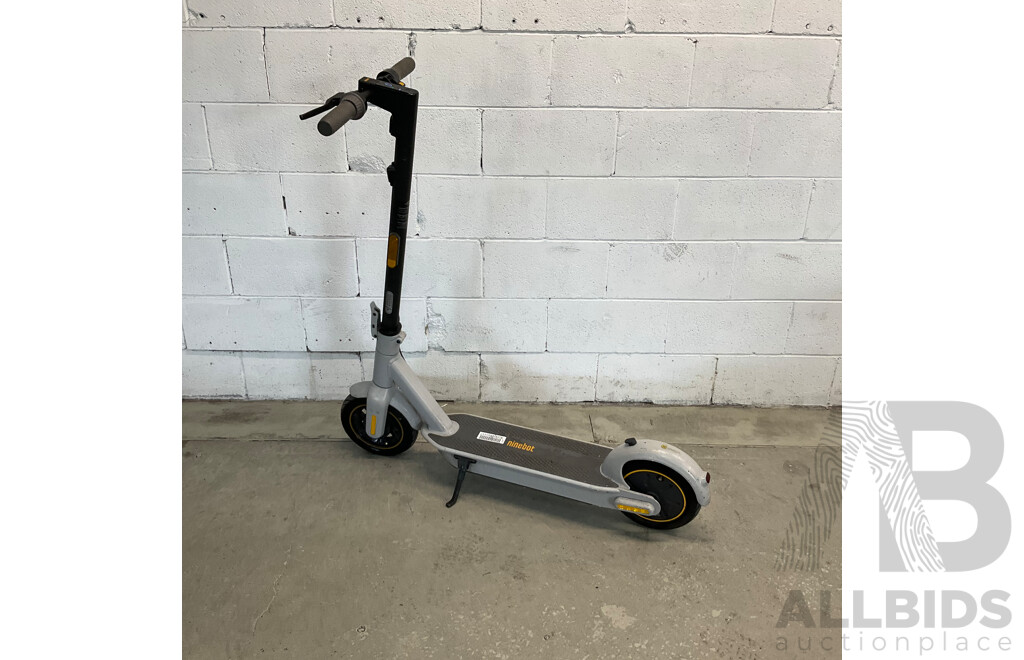 NINEBOT G30L KickScooter Max