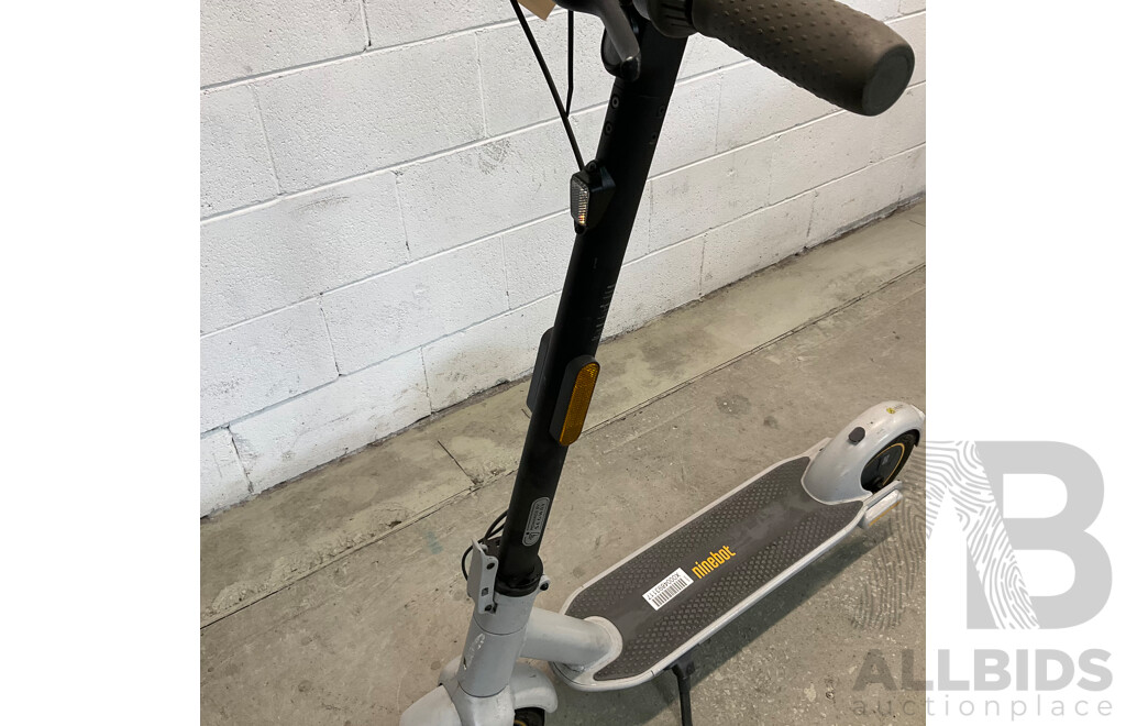 NINEBOT G30L KickScooter Max