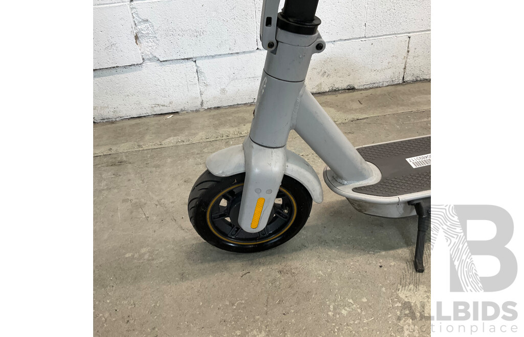 NINEBOT G30L KickScooter Max