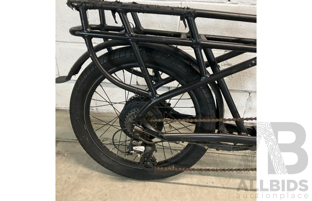 Black Bike (40cm Frame)