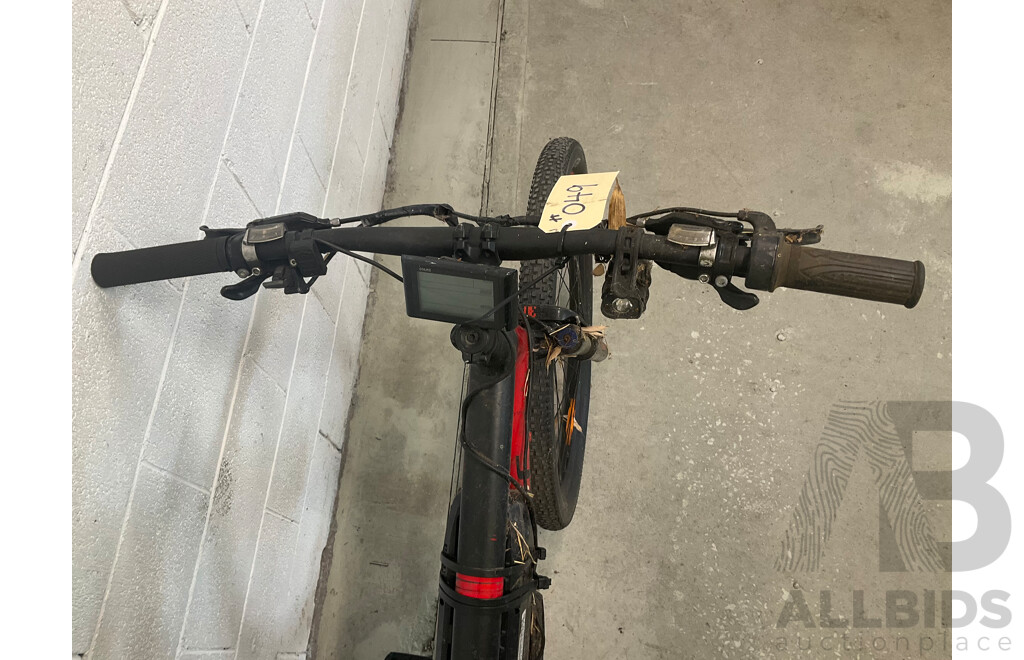 Cannondale Mountain Bike (45cm Frame)