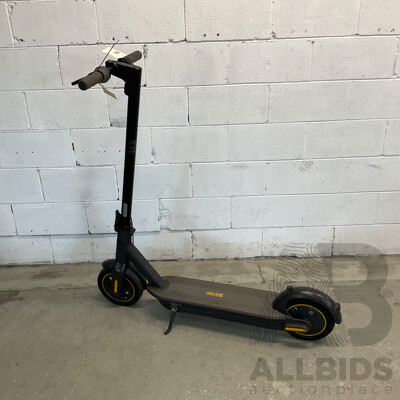 NINEBOT G30 KickScooter MAX