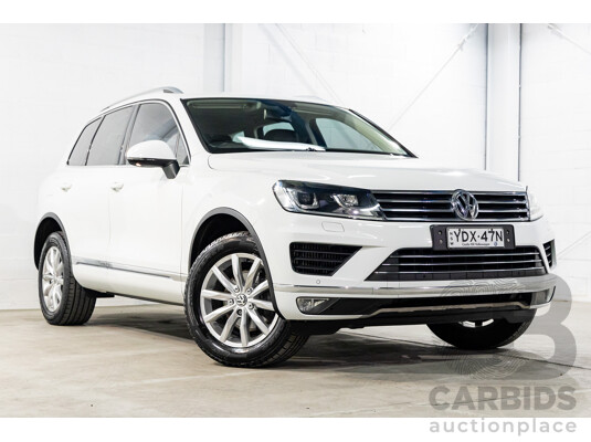 08/2016 Volkswagen Touareg 150 TDI (AWD) 7P MY17 4d Wagon Pure White Turbo Diesel 3.0L