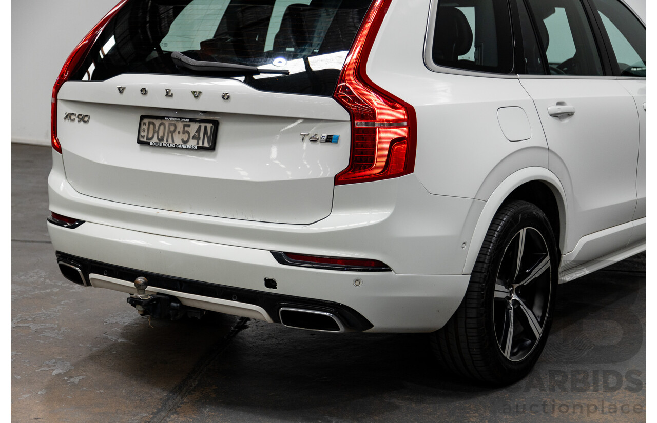 02/2018 Volvo XC90 T6 R-DESIGN (AWD) 256 MY18 4D Wagon Ice White Supercharged and Turbo 2.0L