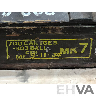 Noble 3900kg Wire Rope Pulley with Chains, Hooks, U Shackles, Tyre Levers in Two Military Cases