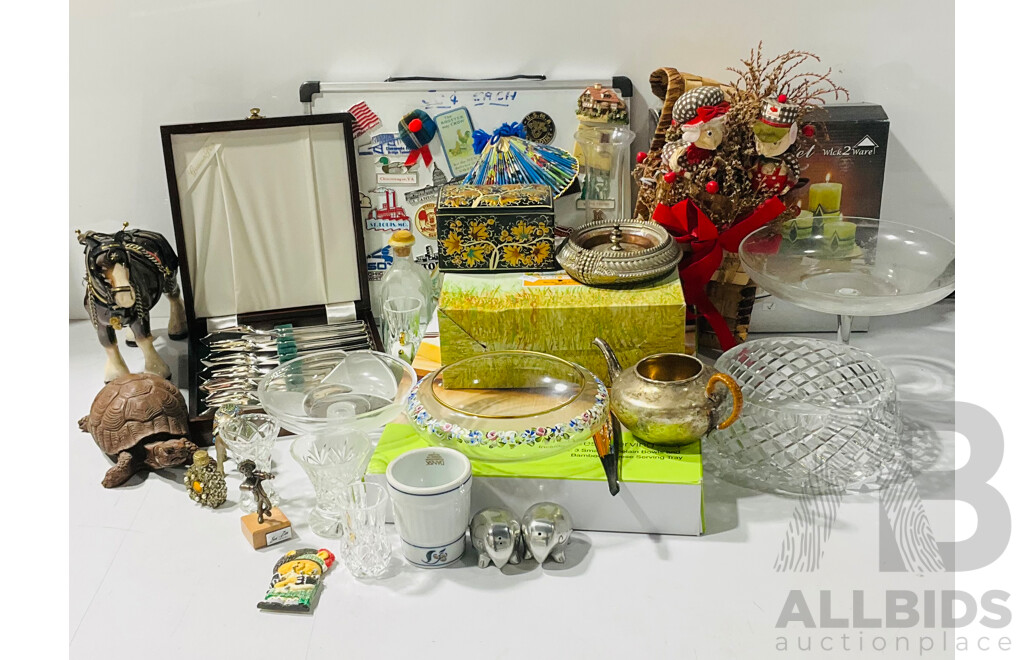 Collection of Interesting Souvenir Ware and Other Homeware
