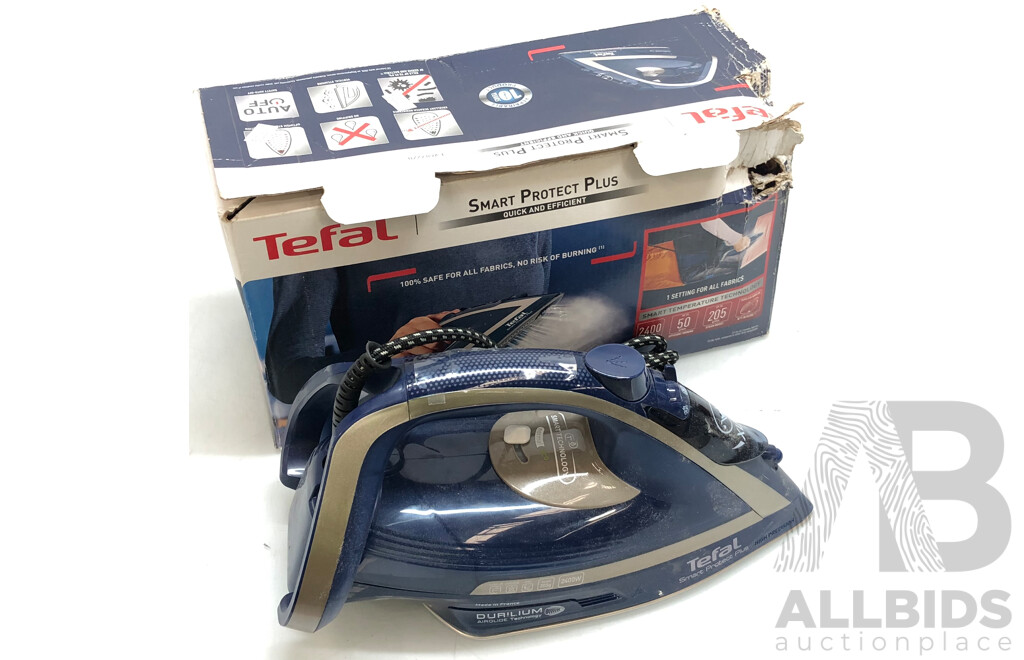 Tefal Smart Protect Plus Steam Iron - FV6872