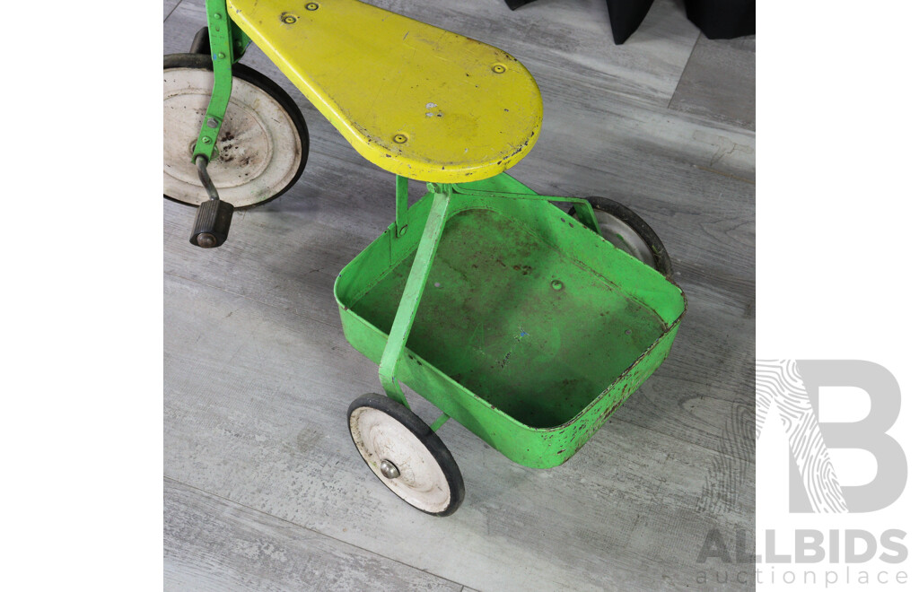 Vinatge Metal Childs Trike