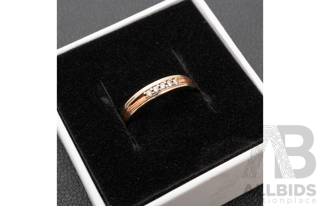 10ct Michael Hill Diamond Ring, TDW0.08ct, Size N, 2.94 Grams