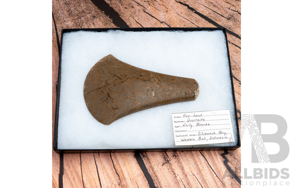 Fantastic Rare Early Bronze Age Quartzite Axe Head, Gilimanuk Bay, West Bali, Indonesia