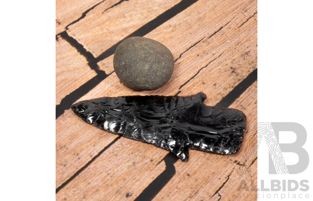 Ancient Obsidian Atlatl Point Toltec Culture, Teotihuacan Area, Mexico Along with Aztec Hammer Stone, Both in Collectors Cases