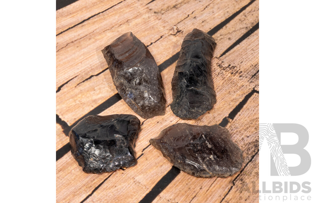 Collection Four Ancient Obsidian Items, El Inga Site, East of Quito, Eucador, Circa 10000 BCE, All in Collectors Cases