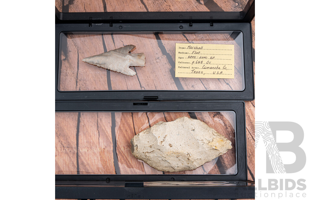 Two Fantastic Ancient Texan Native American Indian Items Comprising Knapped Flint Projectile Point Along with Scraper, Both in Collectors Cases