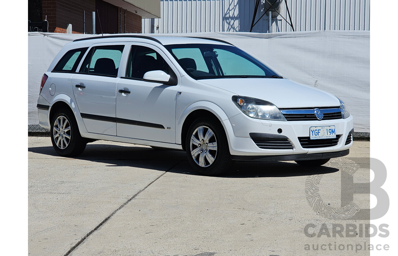 9/2006 Holden Astra CD AH MY06 4d Wagon White 1.8L