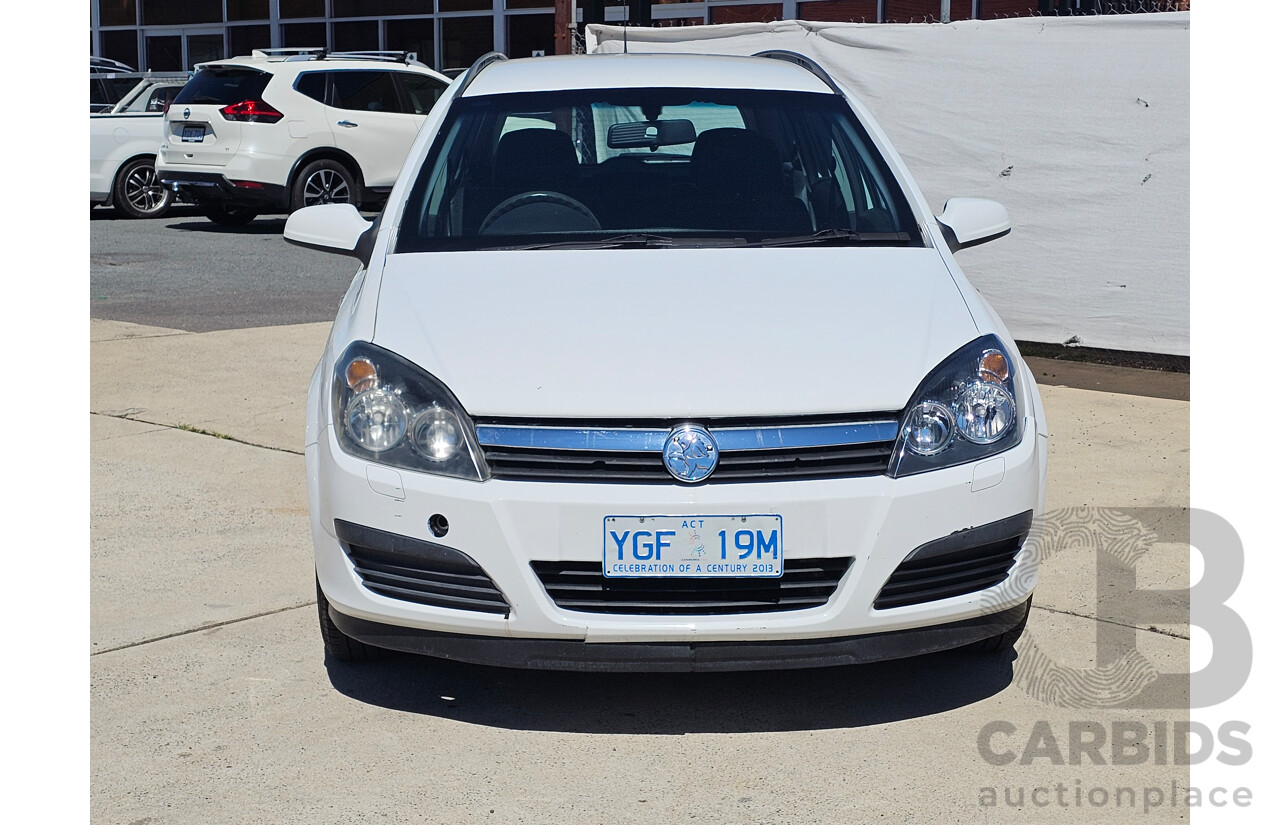 9/2006 Holden Astra CD AH MY06 4d Wagon White 1.8L