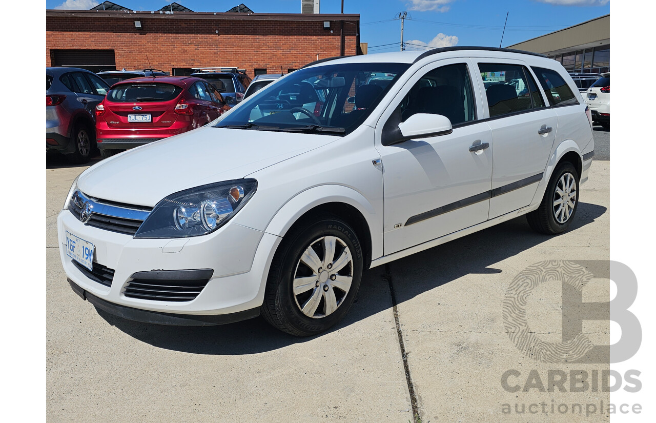 9/2006 Holden Astra CD AH MY06 4d Wagon White 1.8L