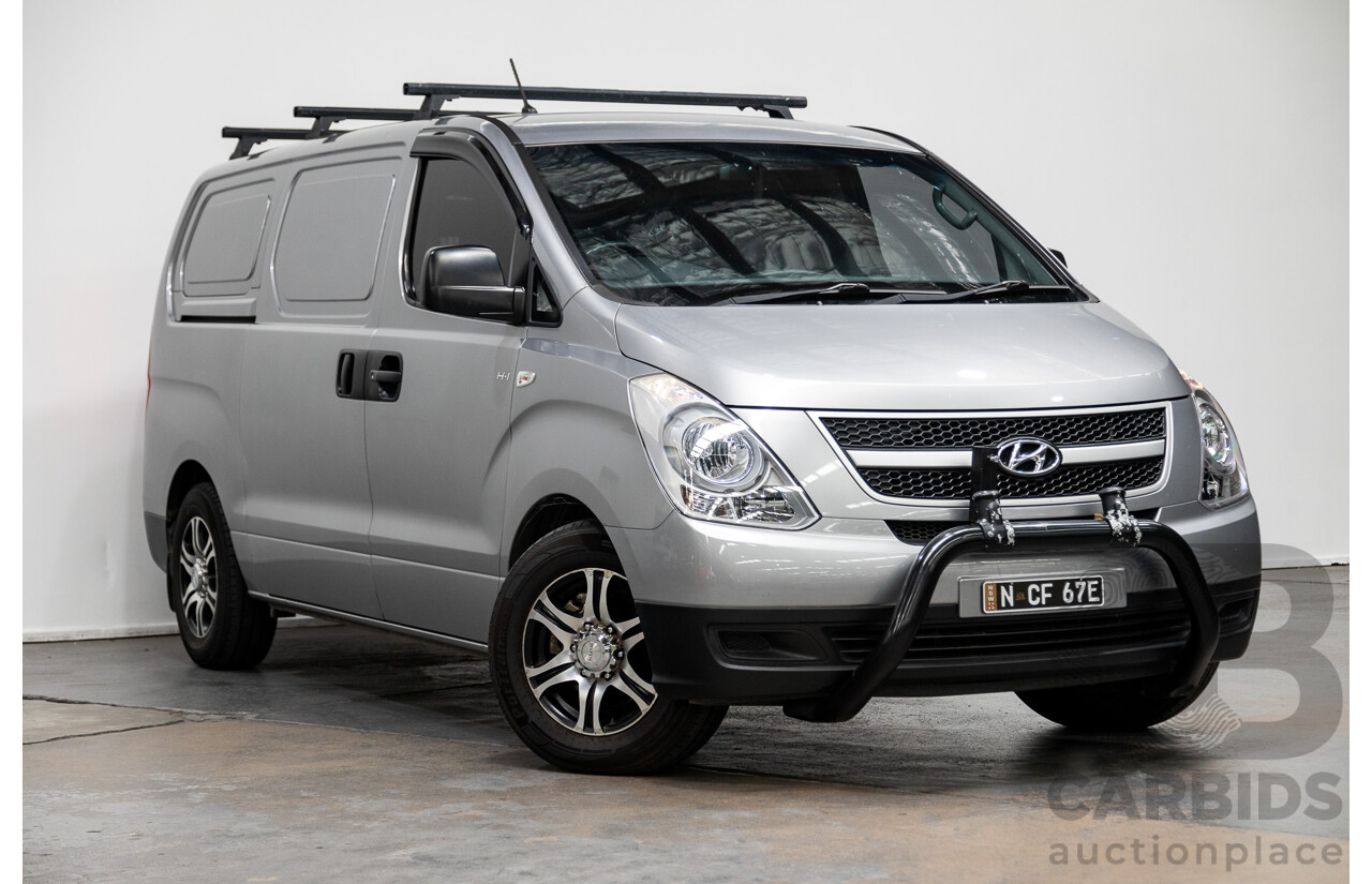 4/2014 Hyundai Iload  TQ MY14 4d Van Grey Turbo Diesel 2.5L