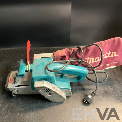 MAKITA 9564C Angle Grinder & 9924DB Belt Sander & RYOBI Hand Held Tile Saw & RODMAN NIBBLER in Box - Lot of 4