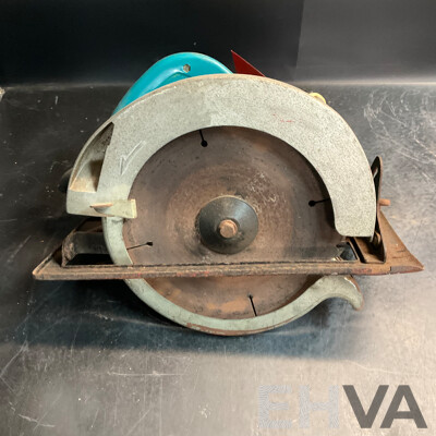 MAKITA 5900B Circular Saw & Screw Gun - Lot of 2