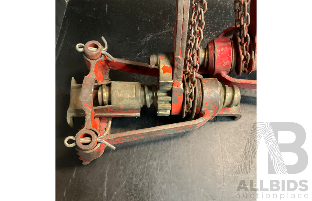 2 X Red Floor Clamps