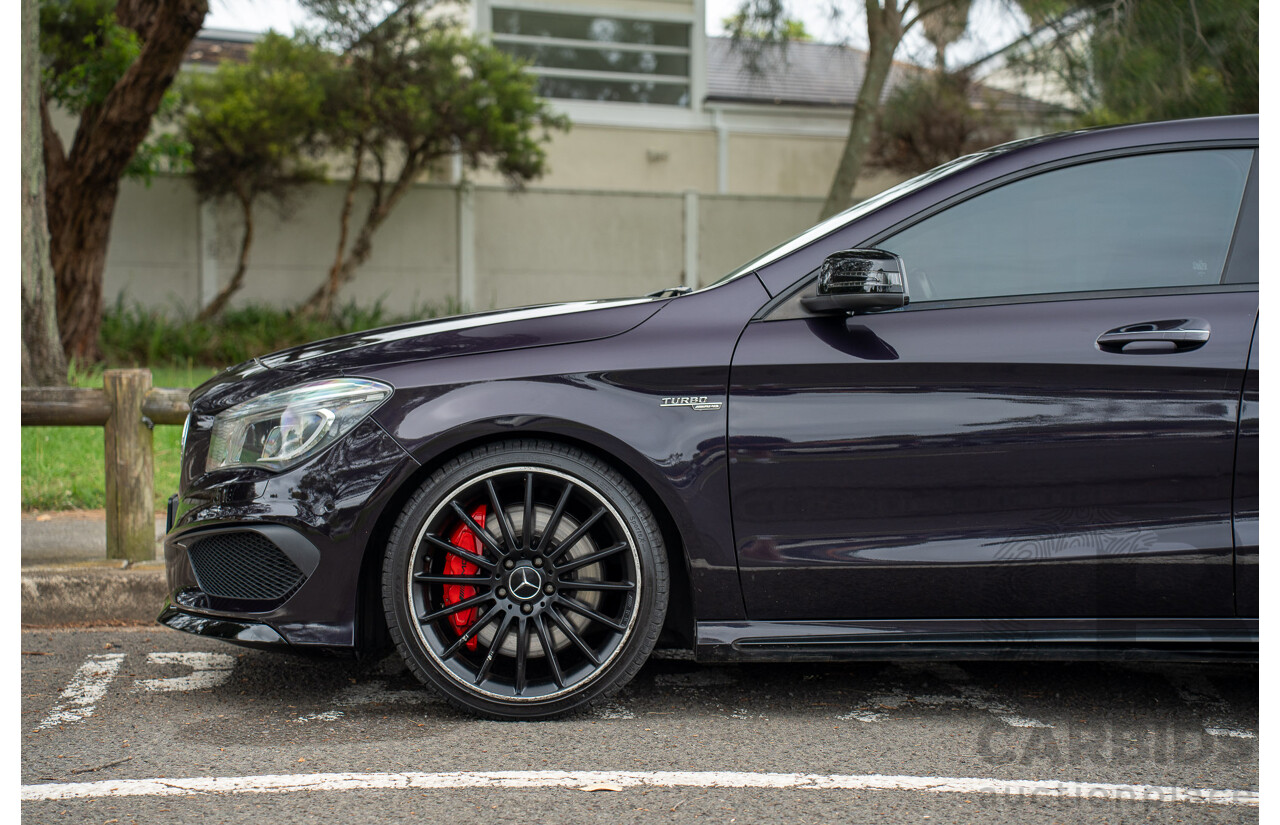 05/2015 Mercedes Benz CLA 45 AMG 4matic (AWD) Shooting Brake 117 MY15 Northern Lights Violet Metallic Turbo 2.0L