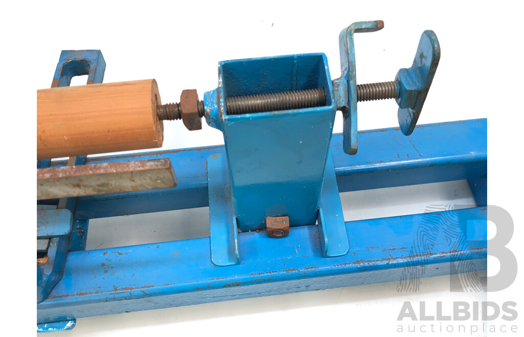 Belt Drive Wood Lathe with Pope Electric Motor