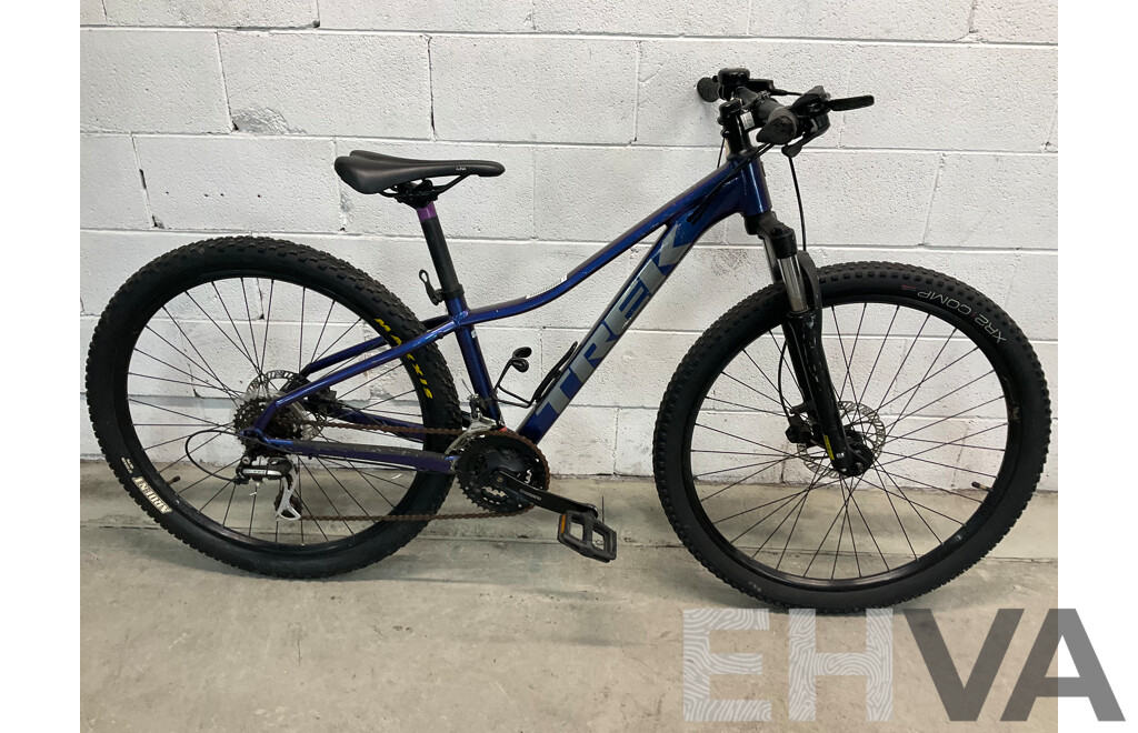 Trek Marlin 5 Bike (Size XS)