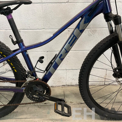 Trek Marlin 5 Bike (Size XS)