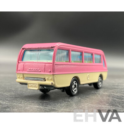 TOMICA Black Box Retired No. 46 MAZDA Light Bus Diecast Car 1/88 - Made in Japan