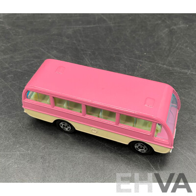 TOMICA Black Box Retired No. 46 MAZDA Light Bus Diecast Car 1/88 - Made in Japan