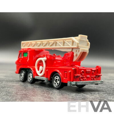TOMICA Black Box Retired No. 29 HINO Aerial Ladder Fire Truck Diecast Car 1/125 - Made in Japan
