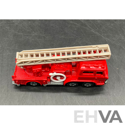 TOMICA Black Box Retired No. 29 HINO Aerial Ladder Fire Truck Diecast Car 1/125 - Made in Japan