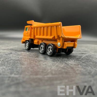 TOMICA Black Box Retired No.73 ISUZU Off Road Dump Diecast Car 1/111 - Made in Japan
