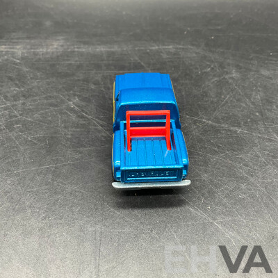 Assorted of TOMICA 1/60 USA & ENGLAND Diecast Car  - Made in Japan - Lot of 7